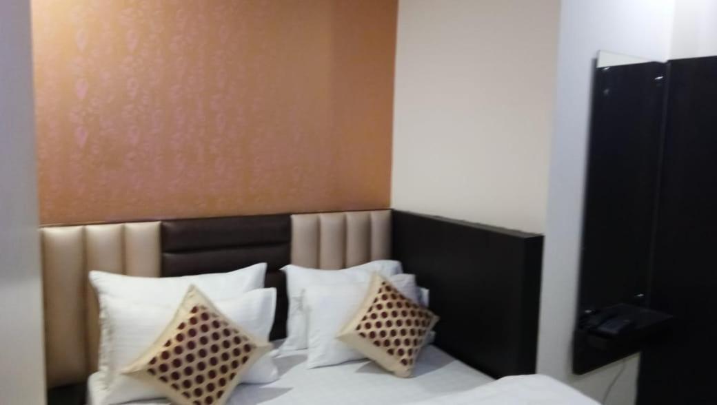 Hotel Stay House New Delhi Exteriör bild